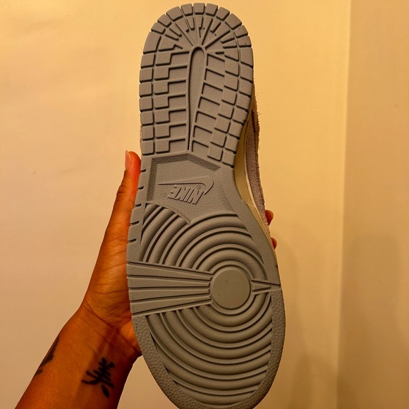 Nike Dunk Low Suede - Picture 10 of 13